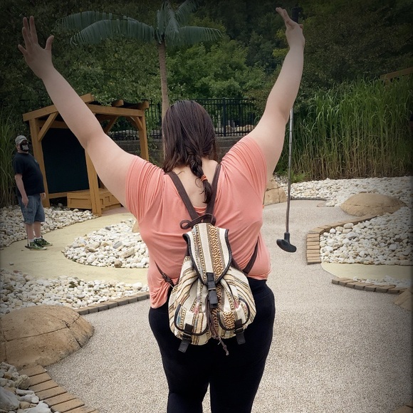 Meet your Posher, Emily - Picture 1 of 1